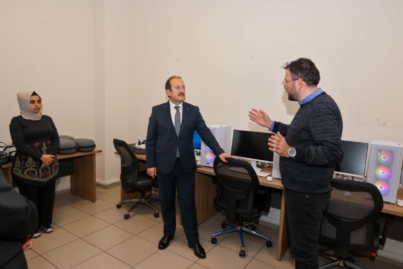 Tarsusta niversite sanayi ibirlii  atlye ve laboratuarda eitim salad...