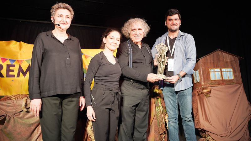 Tarsusta binlerce kii  kukla festivalinde bulutu...