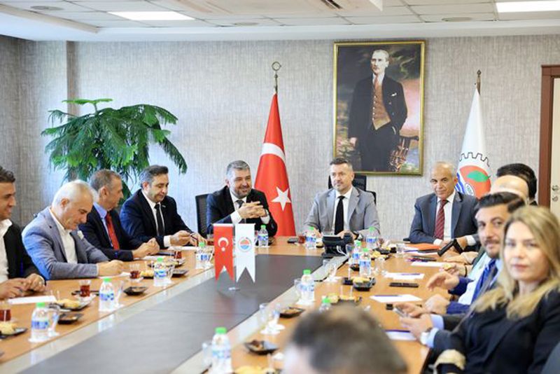 Mersinin geleceini ekillendirecek altaylar balyor...