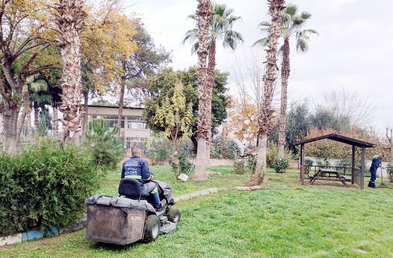 Akdenizde park ve yeil alanlar yenileniyor...