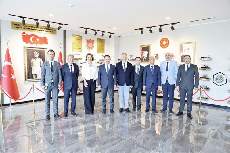 Sanayi Bakanlndan Model Fabrikaya ziyaret...