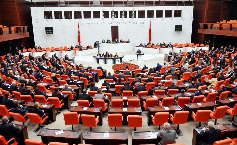 Y Parti Mersinden MHP lideri Baheliye tepki...