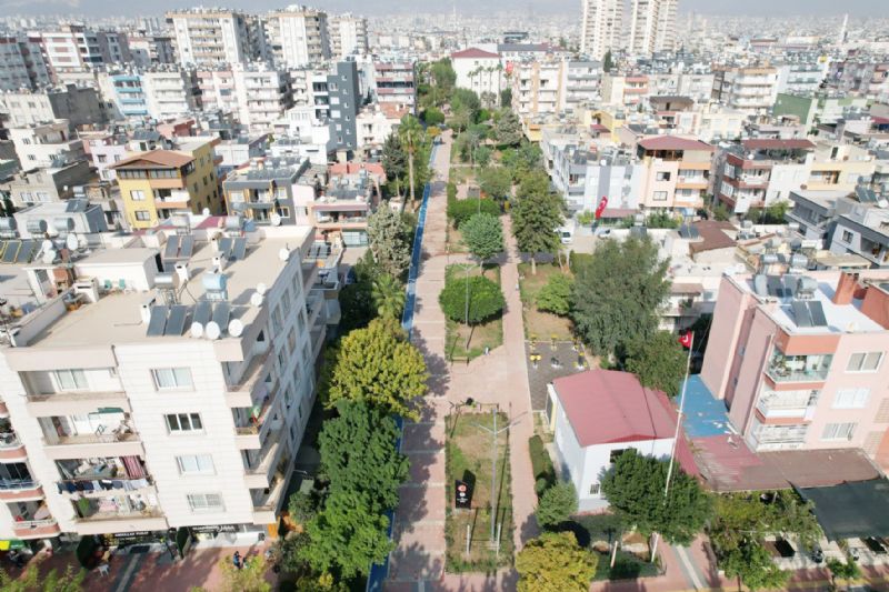 Mersin’de yenilenen parka �ehidin ismi verildi...