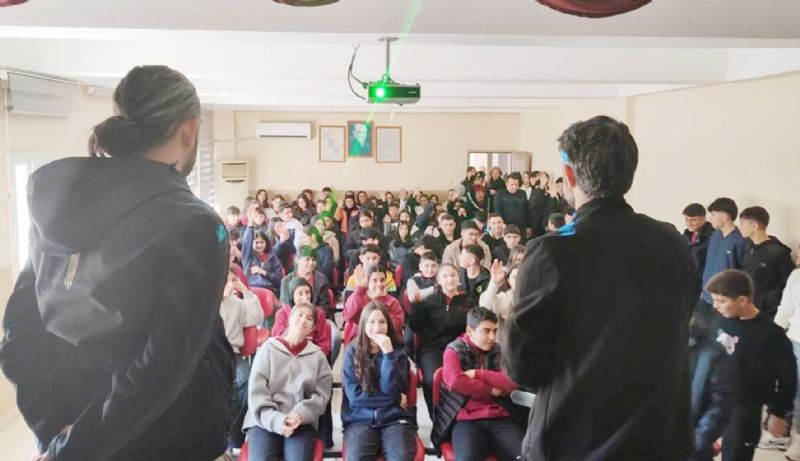 Mersin polisi genler ile bulutu...