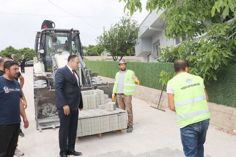 Toroslarn drt bir yannda yol yapm almalar devam ediyor...