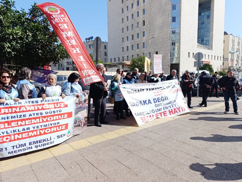 Emekli talepleri i�in iktidara seslendi