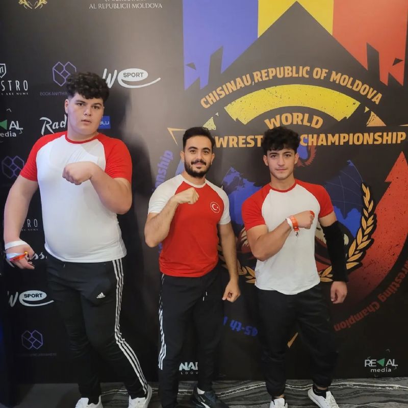 Mersinli sporcu Bilek G�re�inde alt�n madalya kazand�...