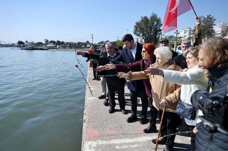 Mersinde Girit gmenleri anavatana gelii kutland...