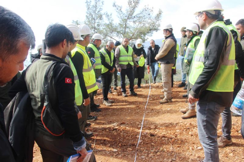 Mersinde ormanclarn eitimleri sryor...