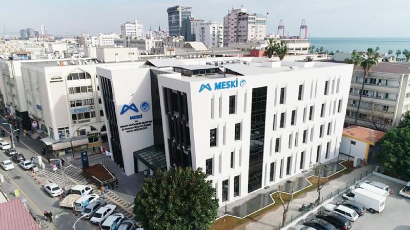 MESKݒye deli gibi icra yayor!...