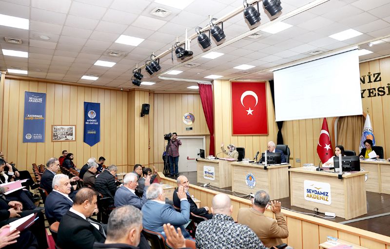 Akdenizde devir tartmas!...