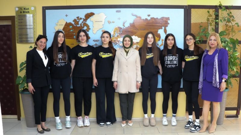 Mersin Yldz Kz  Voleybol Takm Trkiye 4.s oldu...