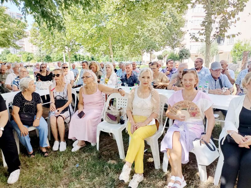 CHP Mersin’de �atlak b�y�yor...