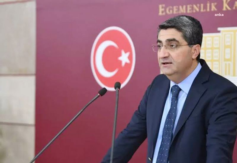 �Yabanc� liderler geliyor diye  vatanda��n Anayasal haklar� ask�ya al�namaz�...