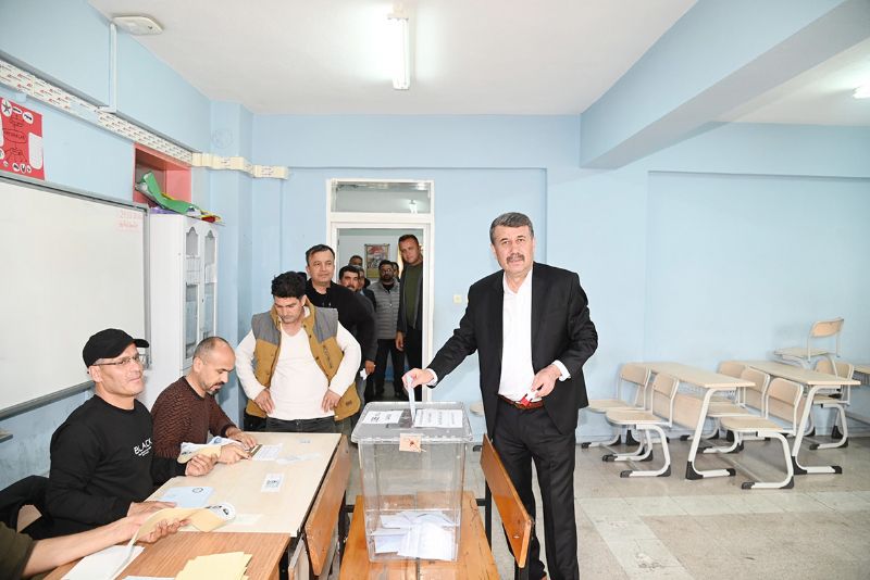 Kazanamadm ama  hizmete devam edeceim...