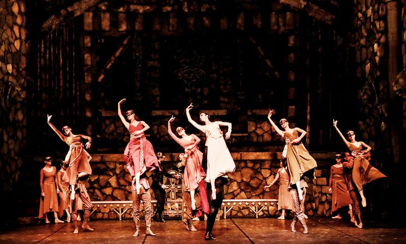 Hamlet MDOB sahnesinde...