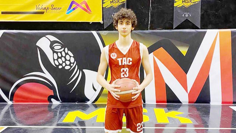 An�l Alyanak gelecek vat ediyor...