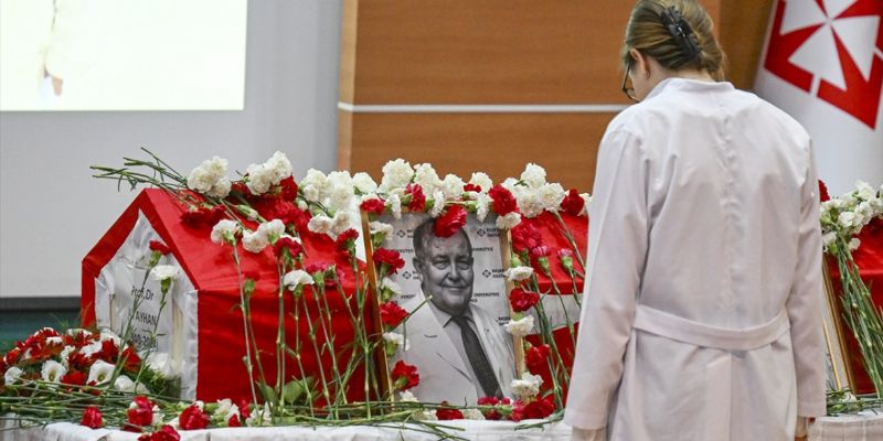 Mersin�in de�erli t�p bilimcisi  Prof. Dr. Ali Ayhan vefat etti...