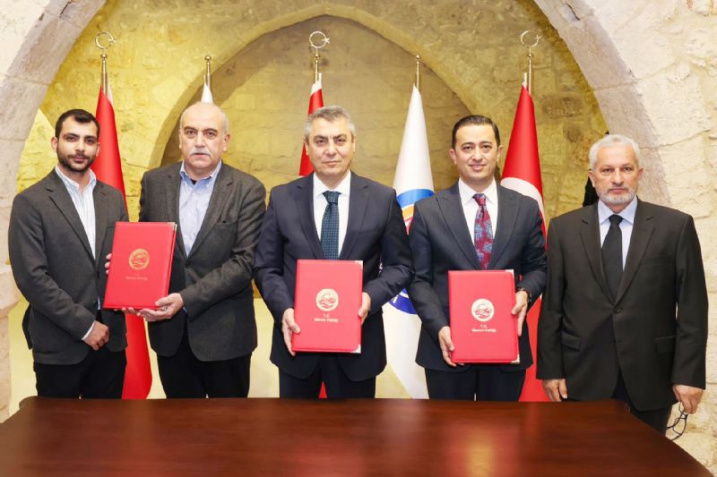 Mersin sa�l���na hay�rsever katk�s�...