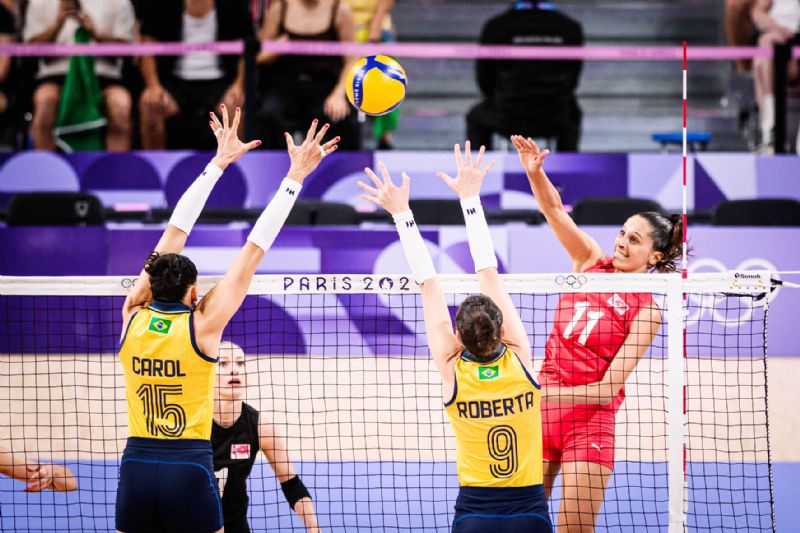 Olimpiyatlarda bir Mersinli Derya Cebecio�lu ...