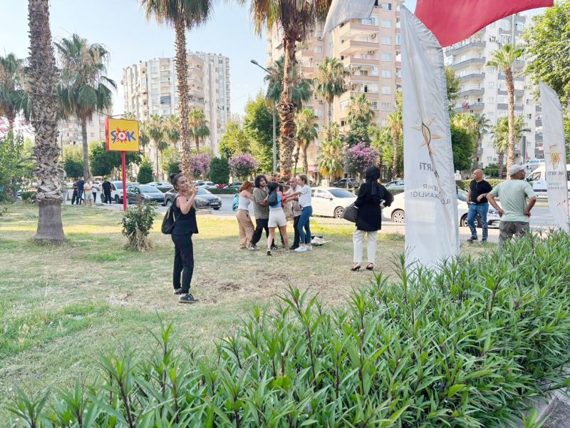 Mersin�de NATO eylemine 2 tutuklama