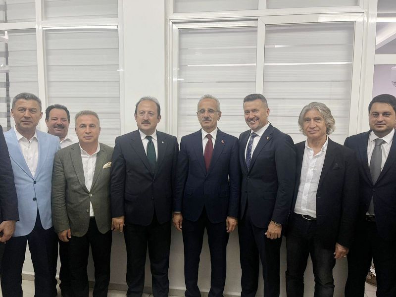 �� Anadolu,  Ta�ucu Liman�na  ula�t�r�lmal� ...