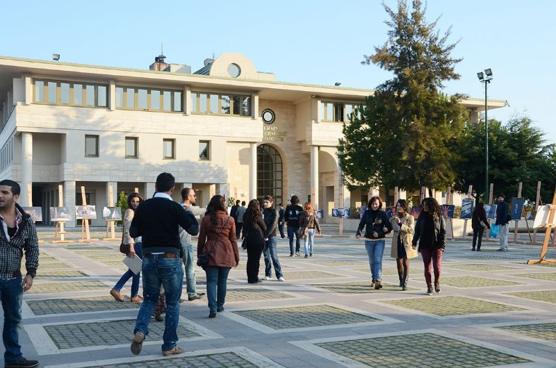 Konservatuvar rencileri dle doymuyor...