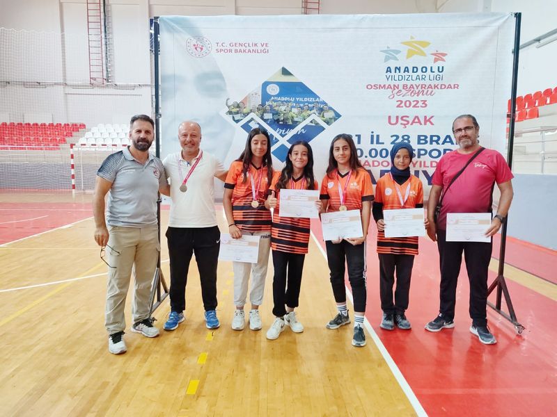 ampiyon tenisiler Antalya yolcusu...