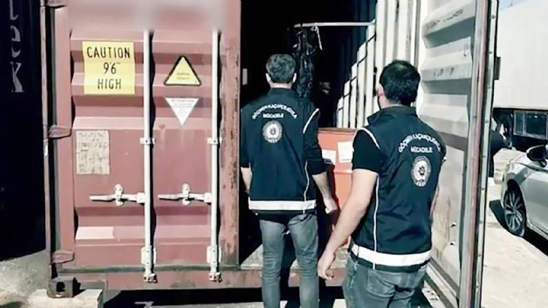 Kaak gmenlerin talya hayaline polis geit vermedi...