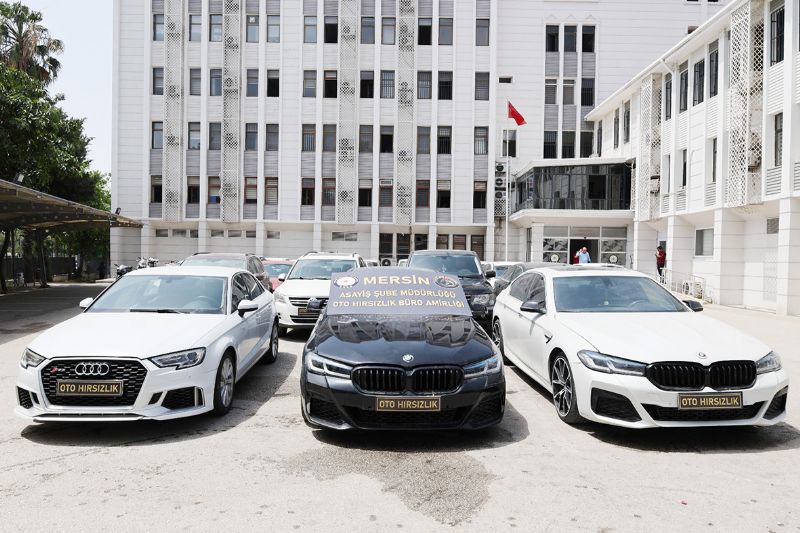 Mersinde 50 milyon TLlik  change ara operasyonu