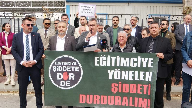 Eitimcilerden veli iddeti protestosu...