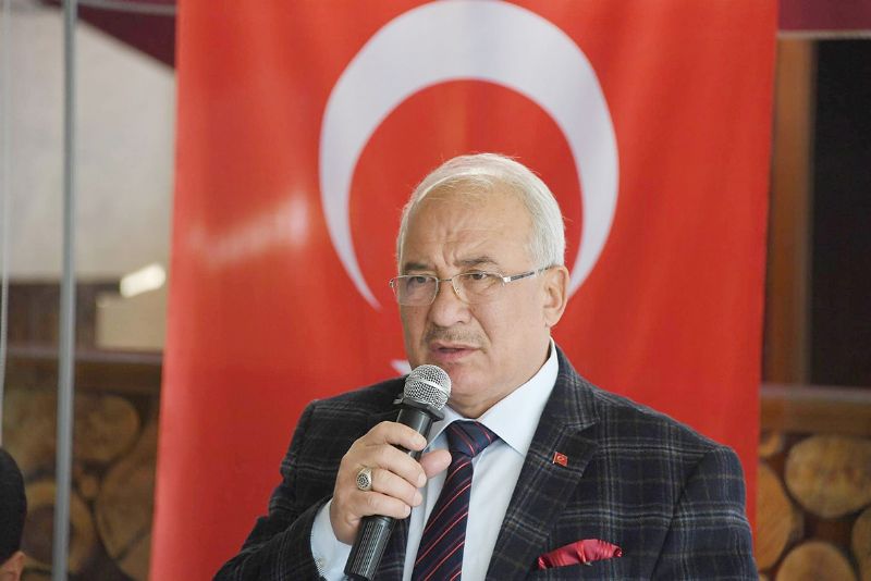 Belediyelerde iten karmalar balad...