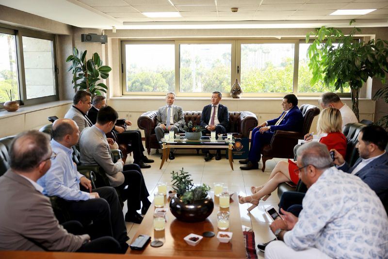 Kazakistan�dan Mersin�e yat�r�m daveti...