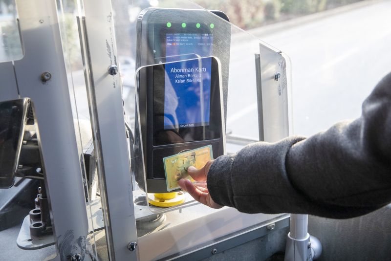 ��renci abonman�na  dev zam tepkisi b�y�yor!...