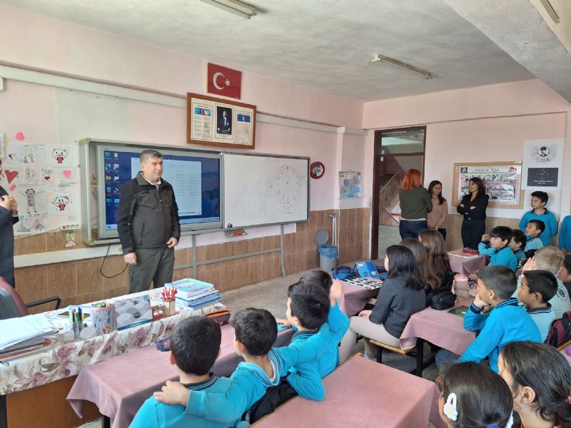 Ormandan rencilere orman yangn eitimi...