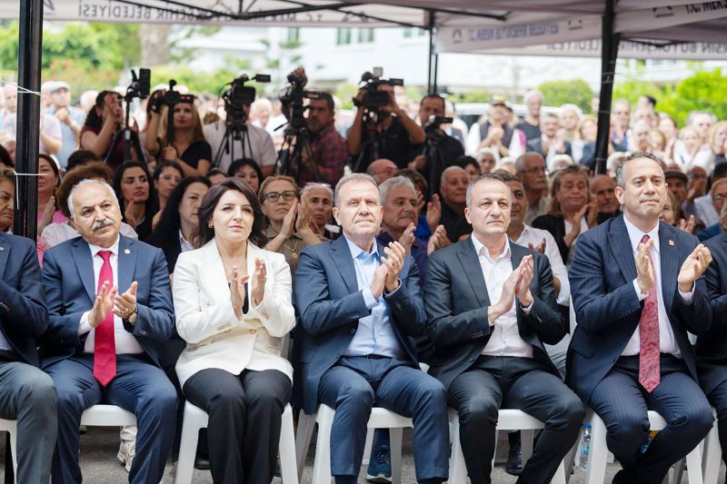 G�lcan K�� taraf�n� se�mek i�in Vahap Se�er�i mi bekliyor?