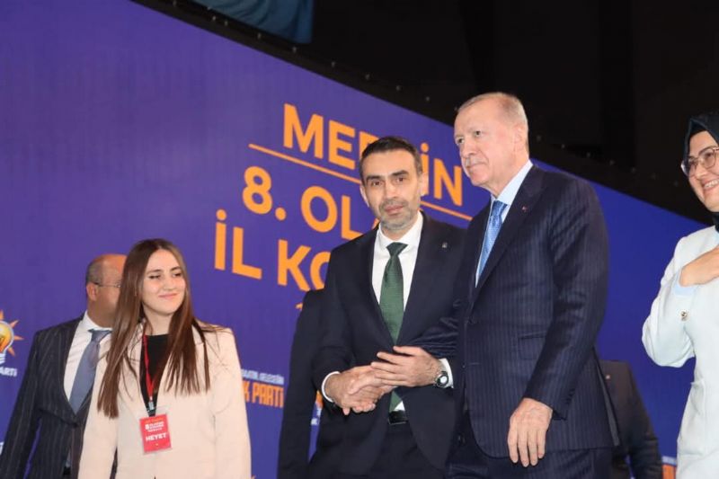 Seimi kaybetti  yinede bakan oldu!...