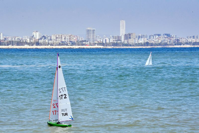 Model bot yar��lar� tamamland�...