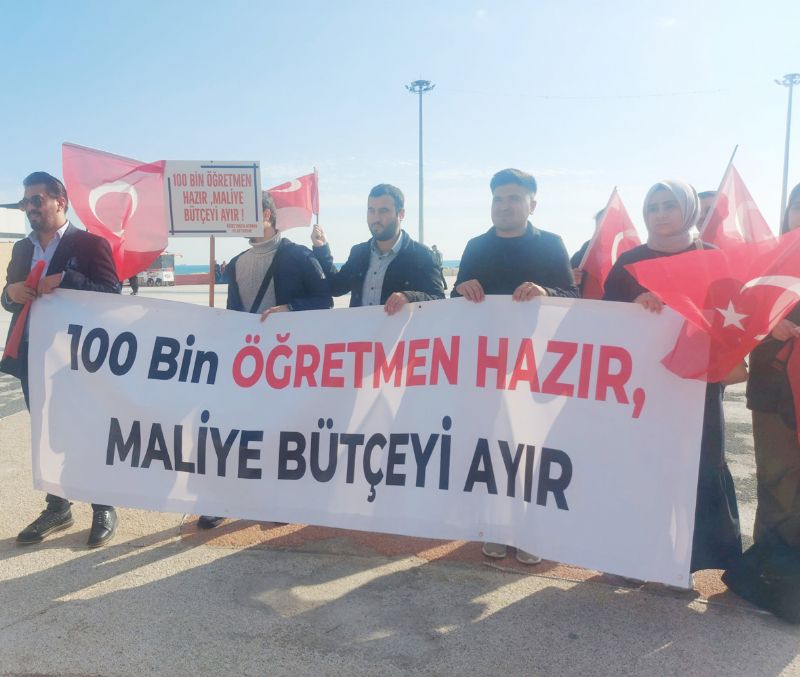 Atanamayan retmenler iktidar  szn tutmaya ard...