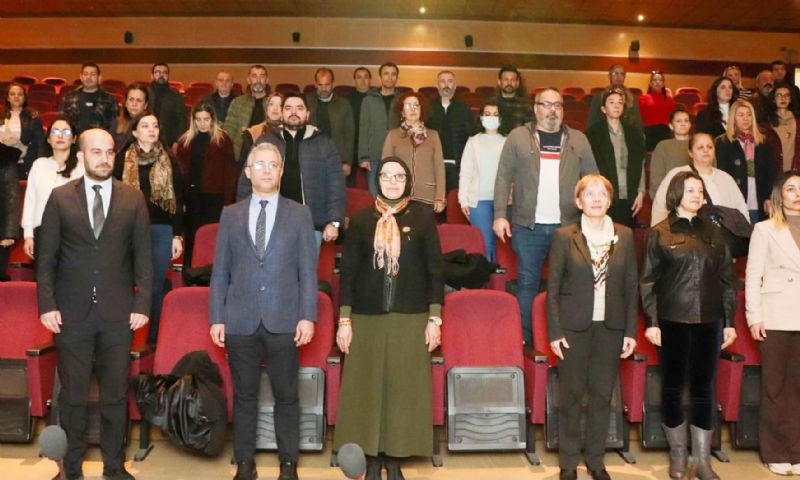 Mersin okullarda akran nezaketi peinde...