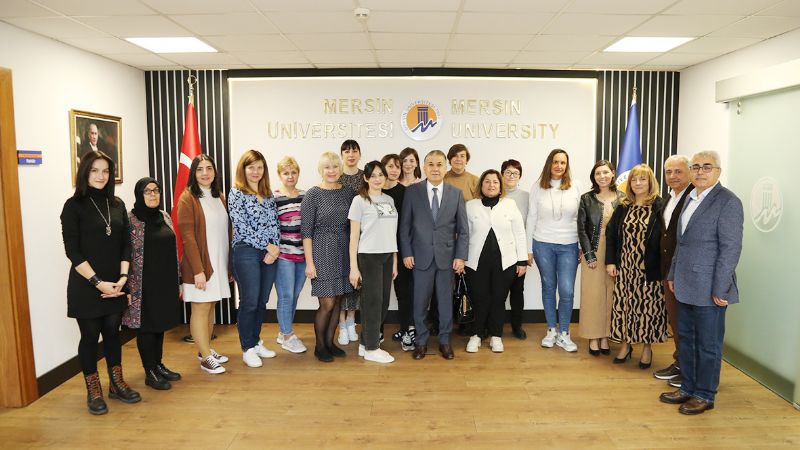 Okul ncesi ocuklar  ngilizce renecek...