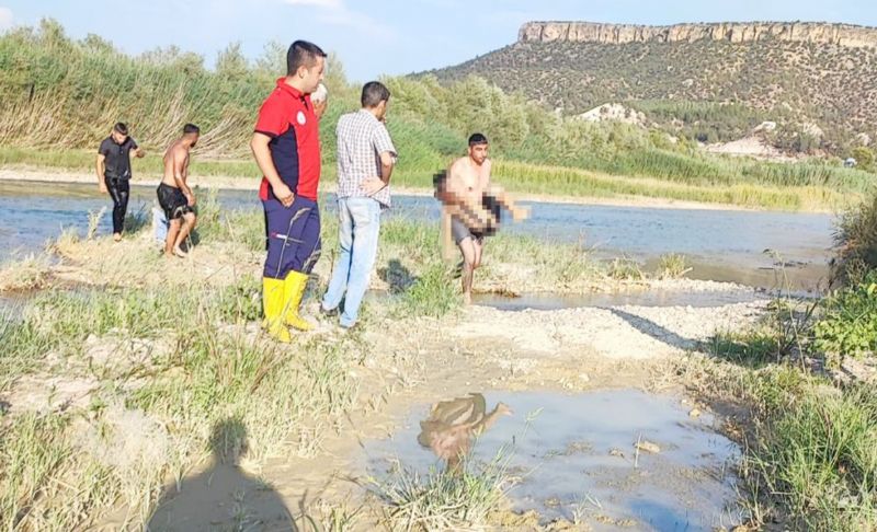 Irmakta bo�ulan �ocuk hayat�n� kaybetti ...