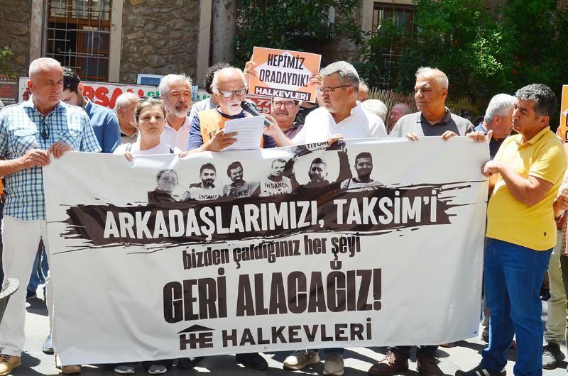 Taksim biziz, arkadalarmzn arkasndayz...