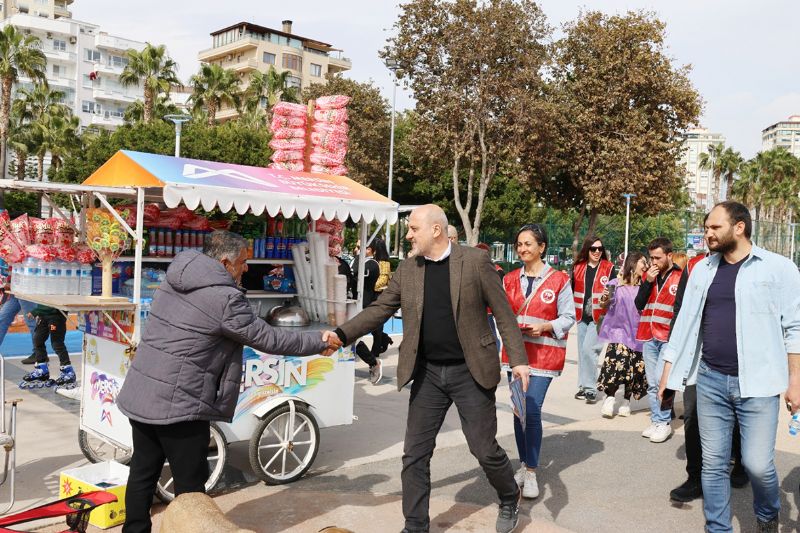Mersinliler vekil k ile  sosyalist belediyecilii konutu...