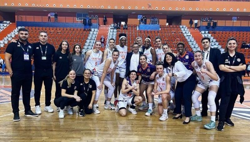 Tarsus zafer iin Ankaraya gidiyor...