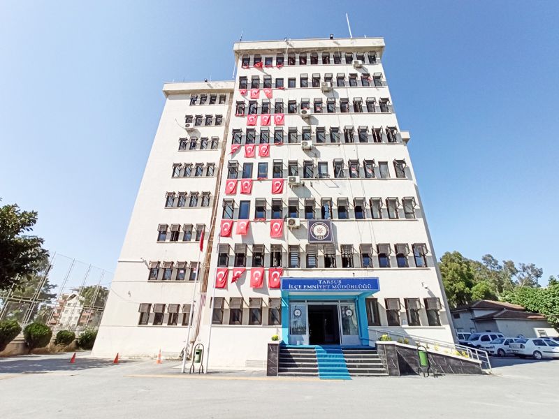 Tarsus Emniyetinde 7 y�lda 7 farkl� m�d�r de�i�ti!
