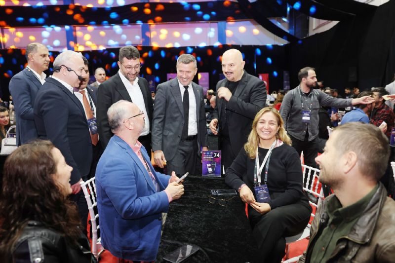 Mersinde 1 milyar TLnin zerinde ticari ibirlii...
