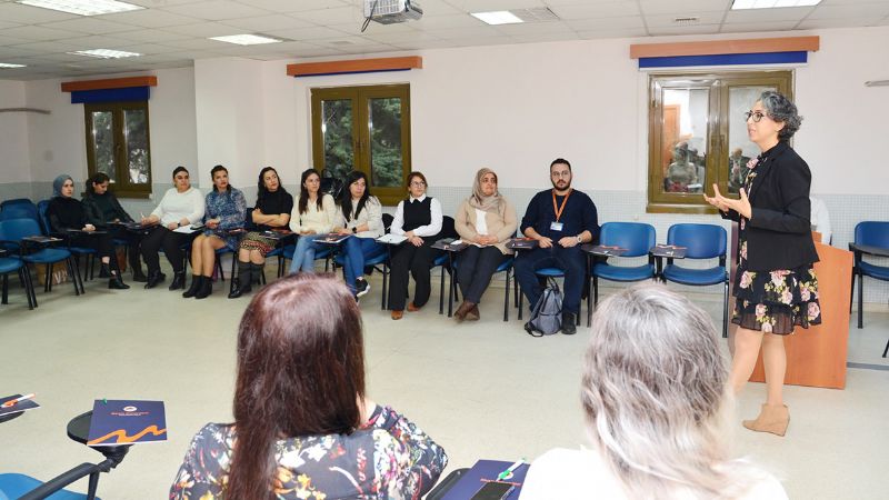 MEܒde ebelik eitim program dzenlendi...