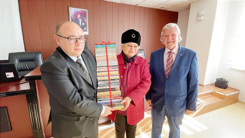 Mersin�de kurtulu� �iirleri yar��t�...