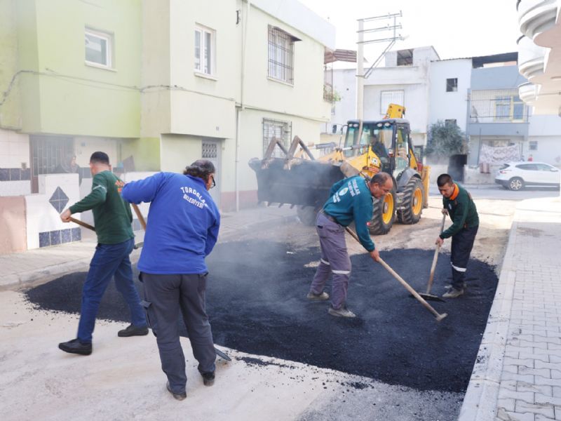 Toroslarda yollar yenileniyor...